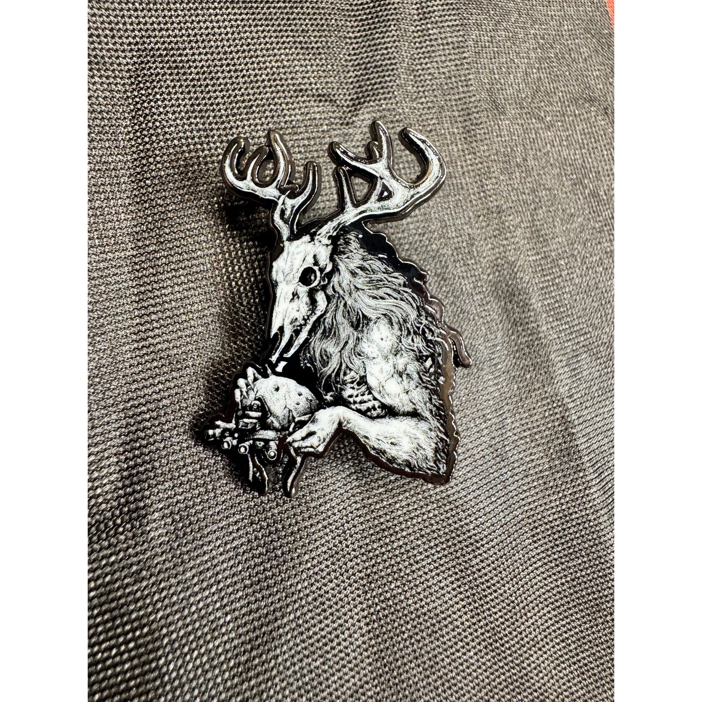 GØØN SLÄYÈR Pin